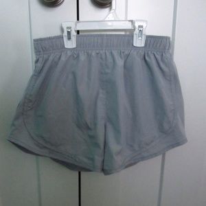 GRAY NIKE SHORTS NEW CONDITION